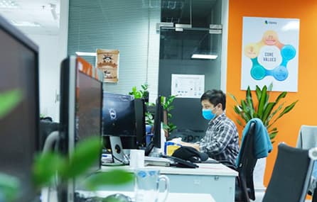 VIETNAMNET: NHIỀU DOANH NGHIỆP CÔNG NGHỆ KÍCH HOẠT KỊCH BẢN LÀM VIỆC TỪ XA